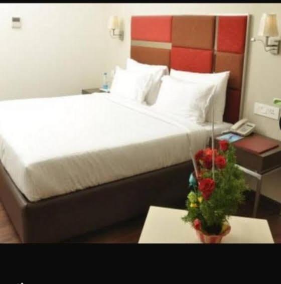 Hotel-S-Park Khammam 외부 사진