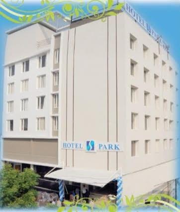 Hotel-S-Park Khammam 외부 사진