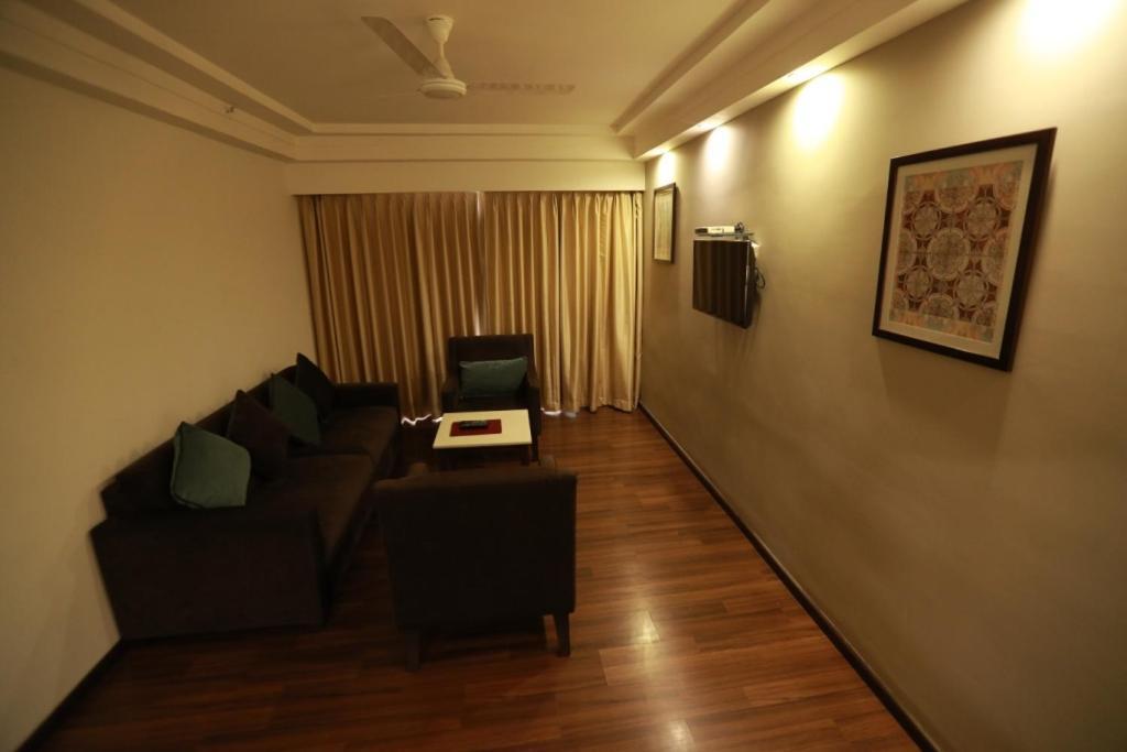 Hotel-S-Park Khammam 외부 사진